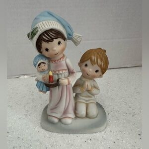 Vintage Lego Made in Japan Christmas Figurine w. Children. HOMCO?